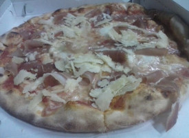 Pizza Su Pizza food