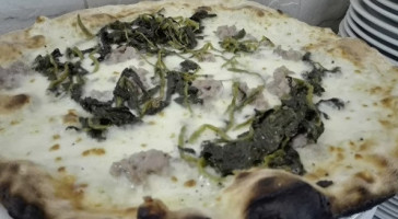 Pizzeria La Rocca food