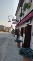 Trattoria Vanzella outside