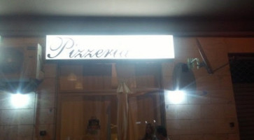 Pizzeria Ricomincio Da Tre food