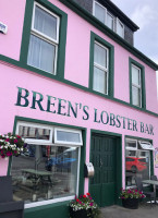 Breen's Lobster outside