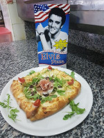 Elvis Pizza food