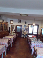 Osteria Da Zia Addolorata inside