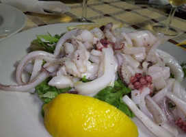 Lo Scoglio food