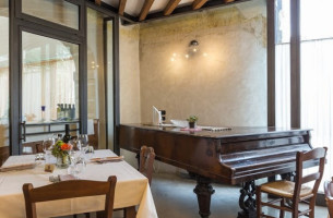 Villa Bellati food