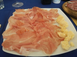 Prosciutto Vino Da Alo food