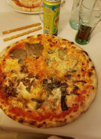 Pizzeria Grosso food