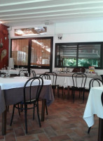 Trattoria Al Boccolo inside