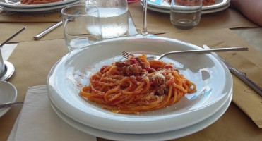 Colle Santamaria food