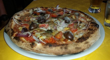 Pizzeria Ciro food