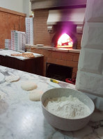 Pizzeria Minerba food