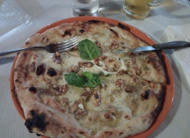 Pizzeria 'o Rre food