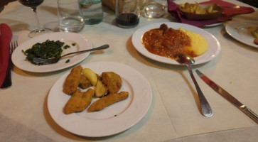 Trattoria Vecchi Ricordi food