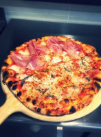 Pepys Pizzeria food