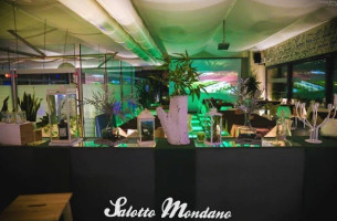 Salotto Mondano food