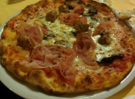 Pizzeria Di Chiara food