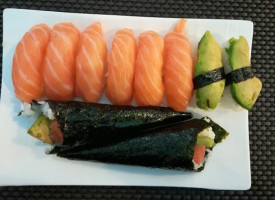 Sushi Jufu food