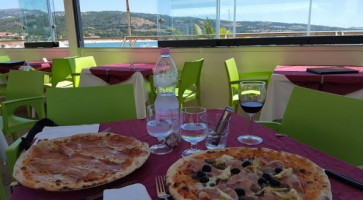 La Vela Risto Pizza food