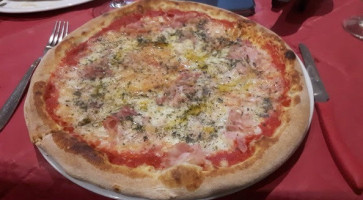 Pizzeria Alla Botte Di Vitrano Giuseppe food