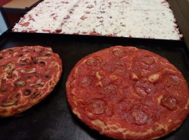 Pizza Time Da Roberto food