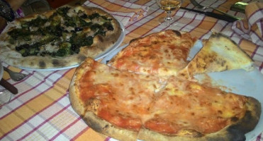 Pizzeria Carminuccio food