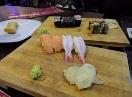 Fusion Sushi food