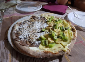 Pizza Service Al Campetto food