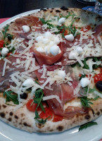 Pizza Bollicine food