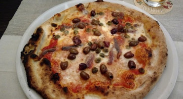 Malto E Farina Pizzeria Creativa food