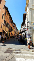 Gelateria Catarinelli outside