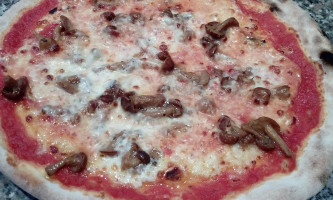 Cek's Pizzeria Birreria Bruschetteria food