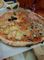 Pizzeria Spaccanapoli food