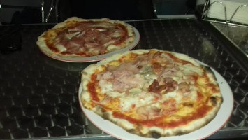 Pizzeria Onda Verde Da Giusy food