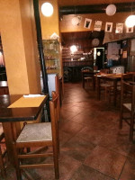 Taverna Dul Giobia inside