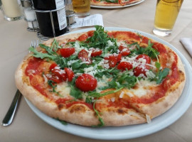 Pizzeria Bellavista food