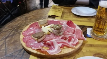 La Mangiatoia food