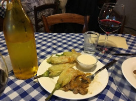 Trattoria Piazzetta food