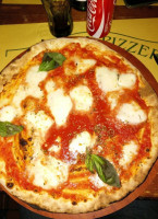 Premiata Pizzeria Della Motta food