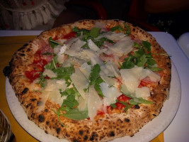 /pizzeria L'arciere food