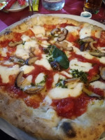 /pizzeria L'arciere food