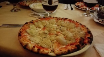 Pizzeria La Vecchia Gioia food