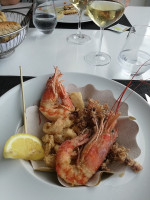 Balneare Calamoresca Beach food