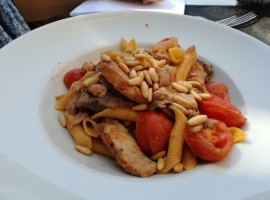 Balneare Calamoresca Beach food