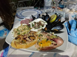 Trattoria Di Pesce Il Giardino food