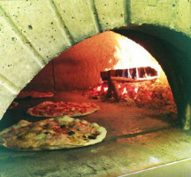 Pizzeria Tre Pini food