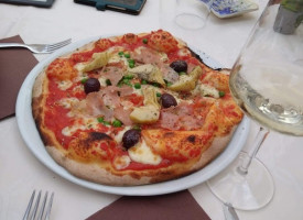 -pizzeria Pozzo Greco food