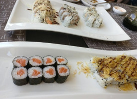 Sushi Club food