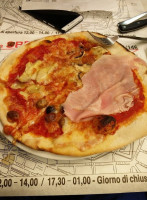 Pizzeria Sbragia food