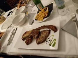 La Luna Rossa food