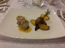 Palazzo De' Merli food